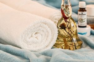 Massagetherapie, ätherische Öle, Hautpflege